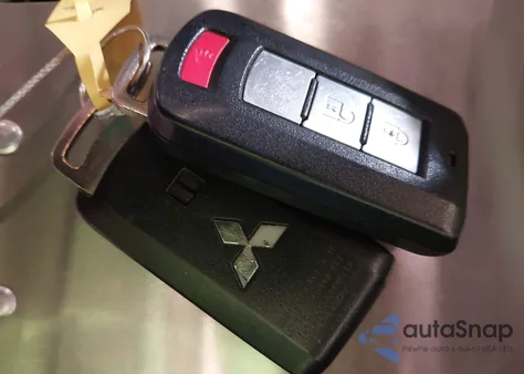 2019 Mitsubishi Outlander Se z USA, uszkodzony, nr VIN JA4AZ3A33KZ049156